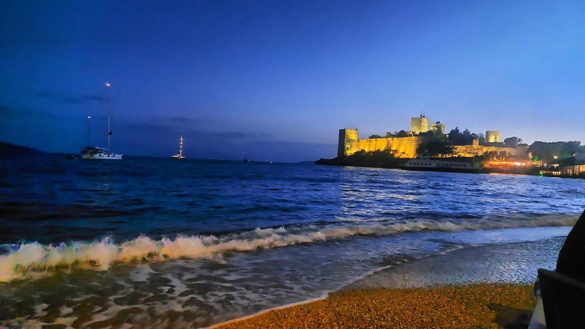 Emelce Apart Bodrum Bagian luar foto
